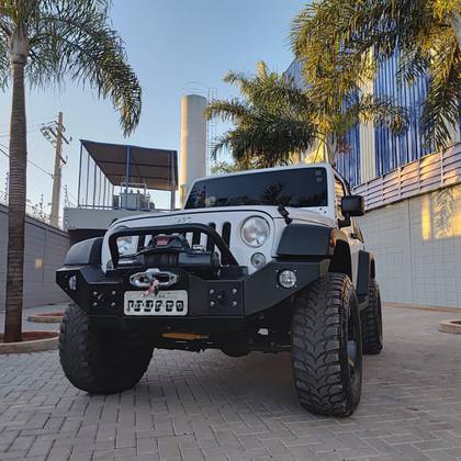JEEP WRANGLER 3.6 SPORT 4X4 V6 12V GASOLINA 2P AUTOMÁTICO